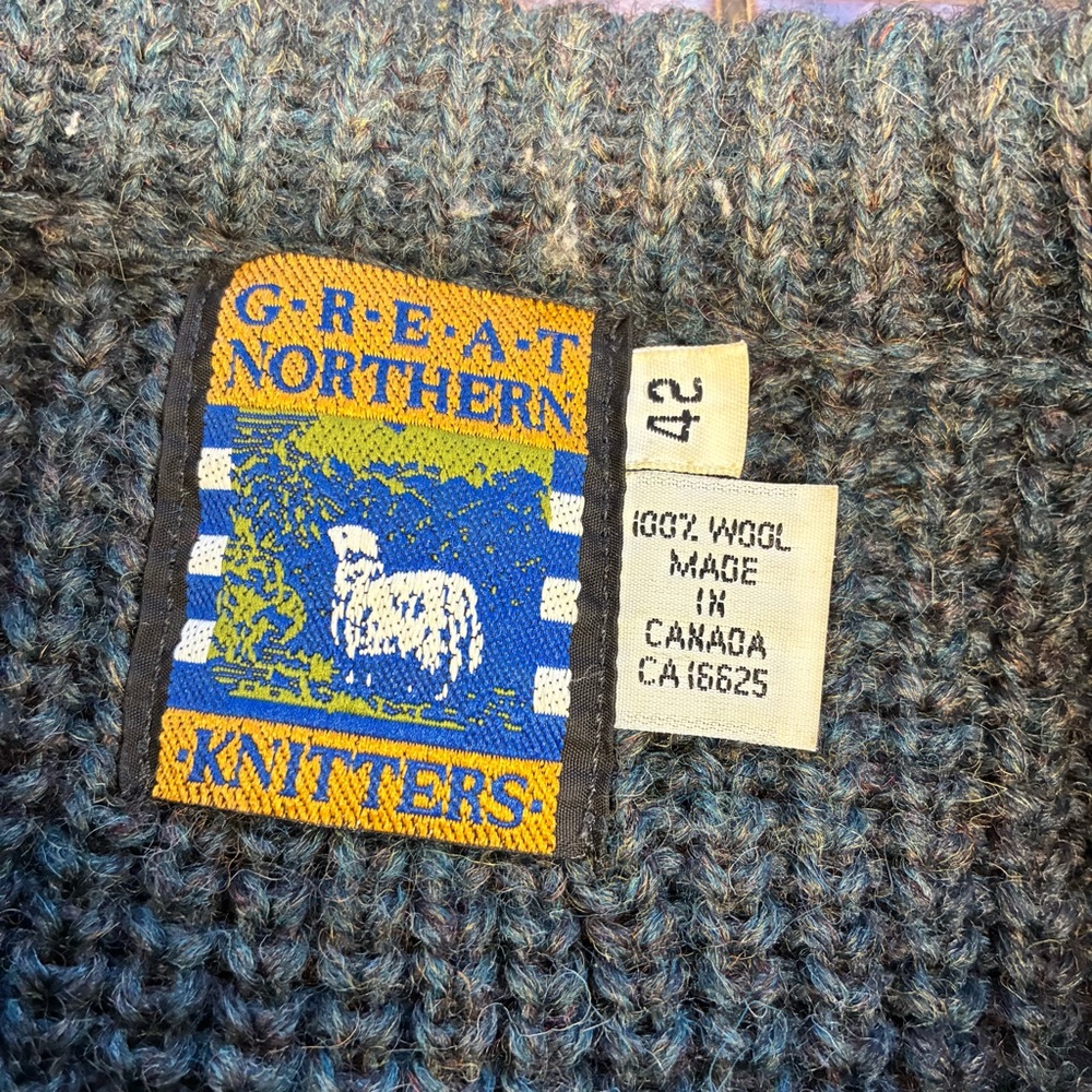 Vintage Canadian Made Wool Men's Heathered Blue Ribbed Henley Sweater - Picture 2 of 5